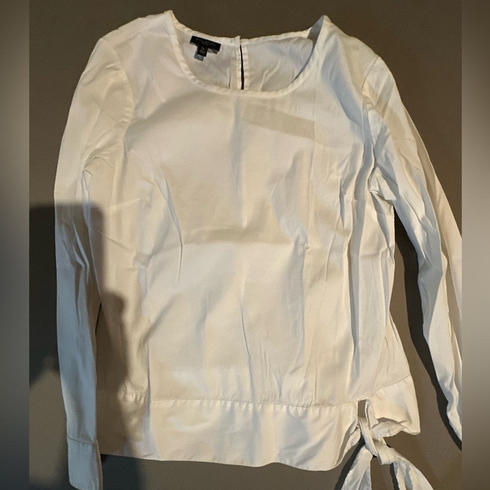 Talbots white shirt. Extremely cute! Size Small.